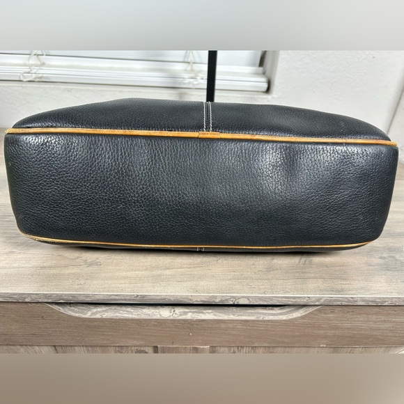 Vintage Dooney & Bourke Black Pebbled All Weather Leather Hobo Shoulder Handbag - Picture 8 of 14